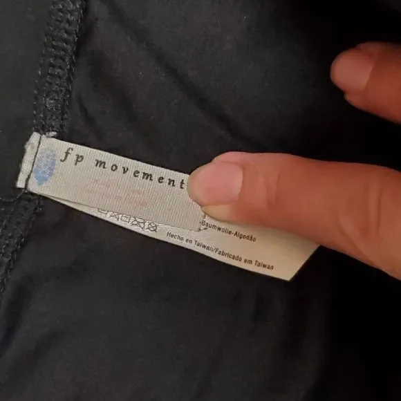 2 Pairs FP High Waisted Leggings - Picture 4 of 5